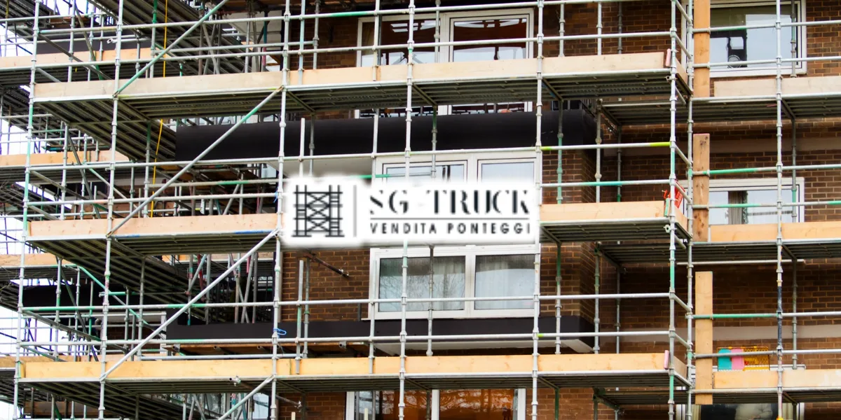 Impalcature edificio in costruzione